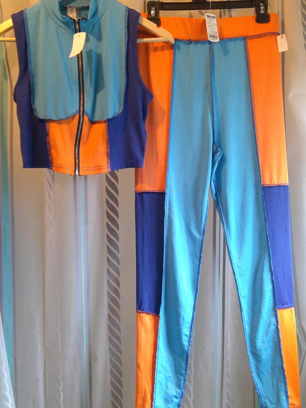 NWT HalfHeart 2-Pc Fitness Workout Dance Outfit Colorblock Woman Sz L (Sz 12)